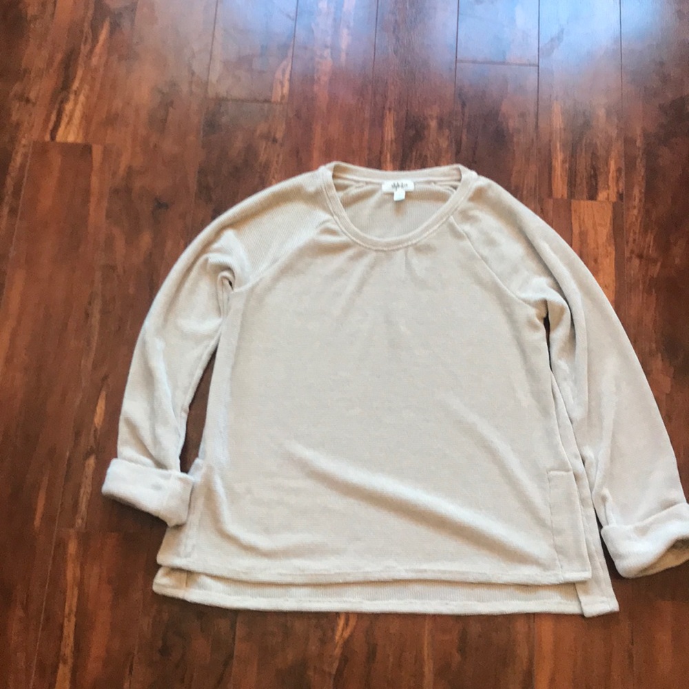 Women’s chenille sweatshirt